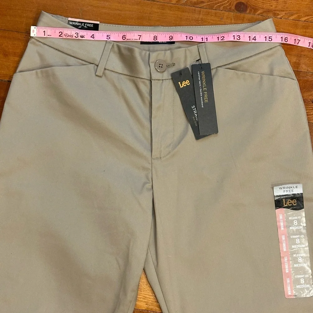 Lee straight leg beige khaki, tan, wrinkle free mid rise trousers NWT - Picture 5 of 8